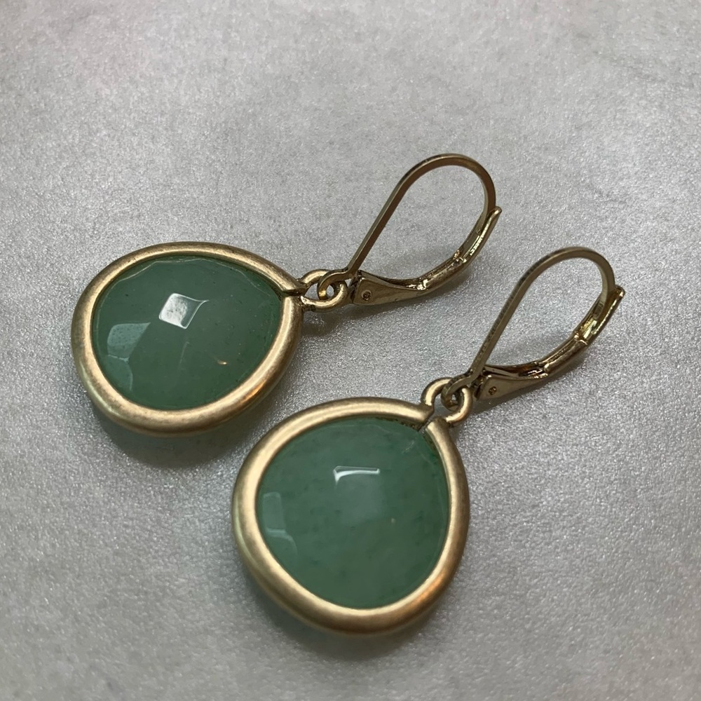 Lonna & Lilly Pierced Earrings - Picture 3 of 3